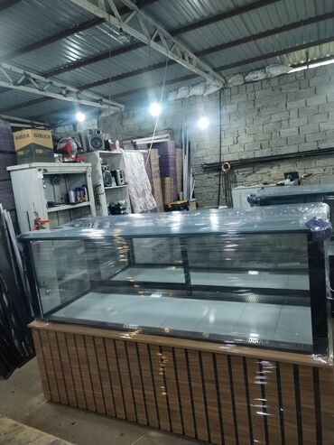 Soyuducu vitrinləri: Məhsul: Şüşəli soyuducu vitrin stendləri Təyinat: - Kafe, restoran — 1