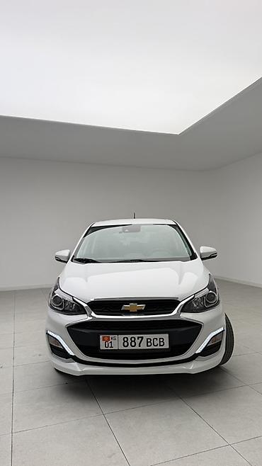 Chevrolet Spark: 2021 г., 1 л, Автомат, Бензин, Хэтчбэк