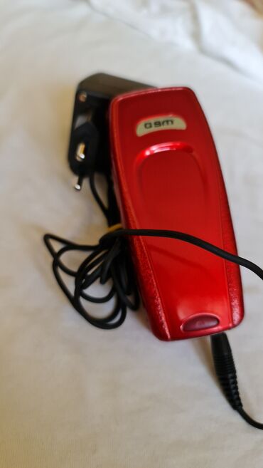 Nokia: Nokia 3310, < 2 GB, bоја - Crvena, Sa tastaturom — 4