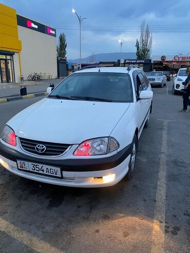 дверь мазда примаси: Toyota Avensis: 2001 г., 1.8 л, Автомат, Бензин, Универсал