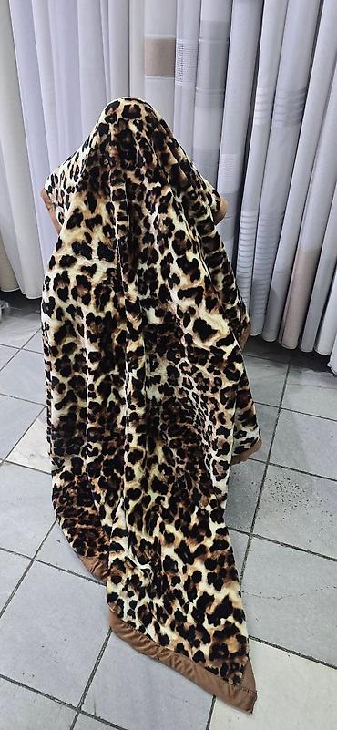 Ostali proizvodi za kuću: 💠 DUPLO ĆEBE – 2 u 1 💠 🛏️ Dimenzija: 150x200 cm 🧶 Težina: oko 2 kg 🔥 — 11