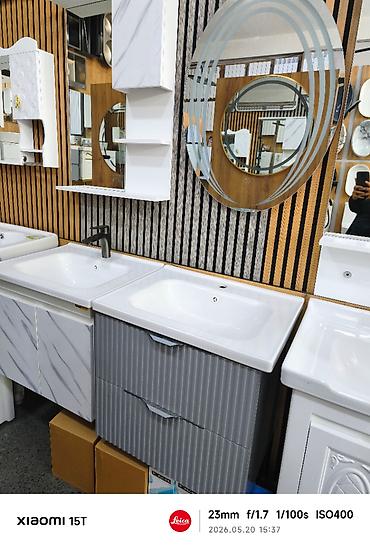 Hamam dolabları: Vanna otağı üçün lavabo və şkaf dəsti - Üst hissə: ağ keramika/kvars — 1