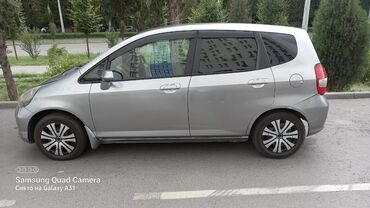 авто машина сатып алам: Honda Fit: 2003 г., 1.3 л, Вариатор, Бензин, Универсал