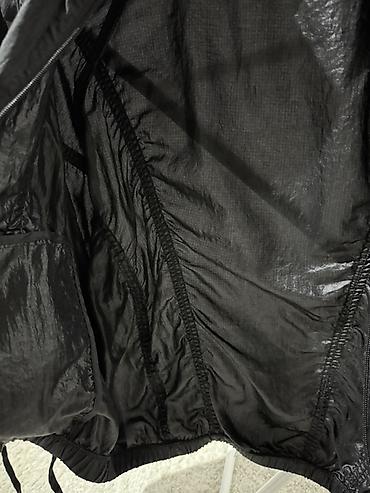 Ветровки: Покупала за 150$ У нас кыргызстане нет таких моделей Носка 1-2 раза at lalafo.kg — 7 Ветровки: Покупала за 150$ У нас кыргызстане нет таких моделей Носка 1-2 раза — 7