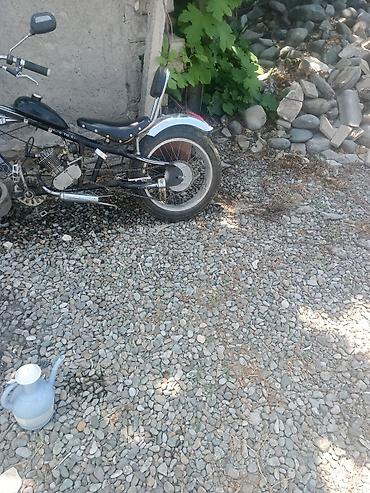 Mopedlər,skuterlər: Motorlu velosiped / moped tipli kiçik motosiklet - Korpus: klassik — 1