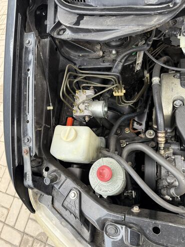 Honda: Honda Stepwgn: 2003 г., 2 л, Бензин — 10