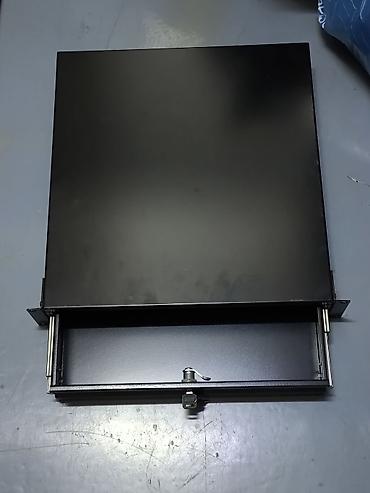 argb controller: Выдвижной ящик с замком для серверной стойки / шкафа 19" Состояние — 2