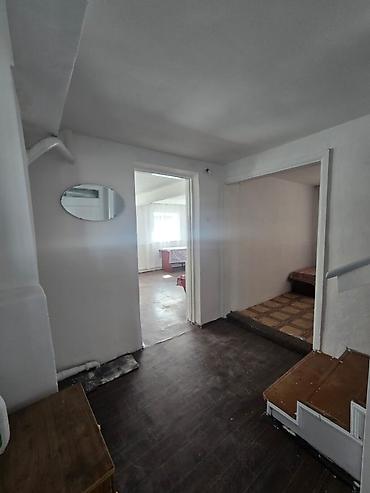 Продажа коттеджей и домов: Продаётся дом 🏠 Район Баят 115 квкирпич,3,5 сот по гос акту 5 по — 8