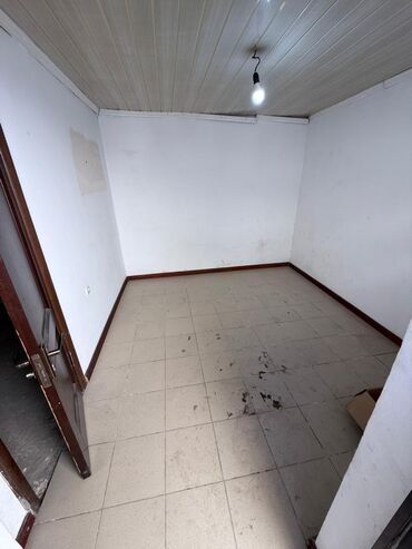 Долгосрочная аренда домов: 200 м², 5 комнат, Бронированные двери, Забор, огорожен at lalafo.kg — 16 Долгосрочная аренда домов: 200 м², 5 комнат, Бронированные двери, Забор, огорожен — 16