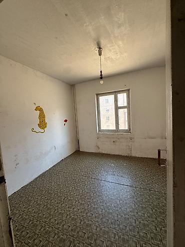 южный микрорайон: 4 комнаты, 104 м², 3 этаж, Требуется ремонт — 2
