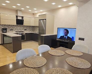 evim az: Gənclikdə, Atatürk parkı mənzərəli – Hər bir şəraiti olan tam əşyalı 3 — 7
