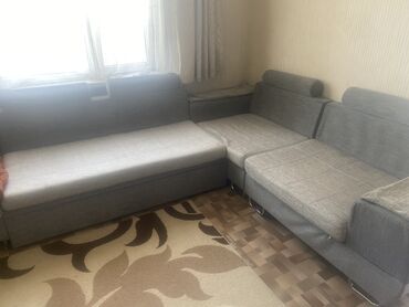 Другие товары для дома: Срочно продаю диван раскладной для дома не просевший
