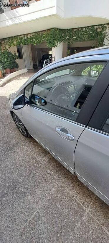Toyota: Toyota Yaris: 1.5 l. | 2017 έ. Χάτσμπακ — 10