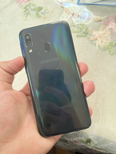 телефон флай на запчасти 4416: Samsung Galaxy A40, 64 GB