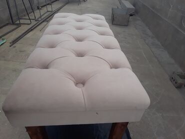 Угловые диваны: Банкетка 

На заказ 

ткань МИКРОВЕЛЮР — 15