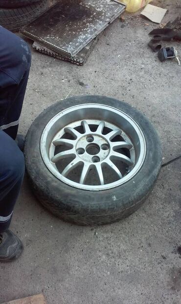 zaštita za auto od leda: Alu felne 15 cetri kom 160e,,,, pet kom 200e,,,raspon rupa 4x100,