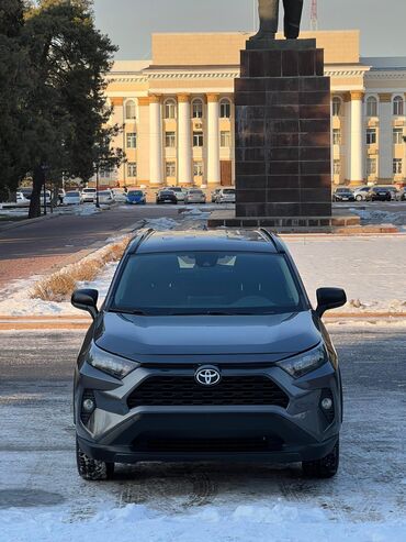 Toyota: Toyota RAV4: 2020 г., 2.5 л, Автомат, Бензин, Внедорожник