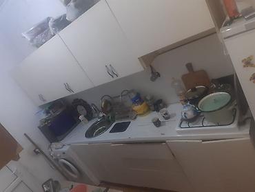Mətbəx mebeli: Mətbəx mebeli dəsti - Üst və alt dolablar: ağ rəngli, minimalist — 1