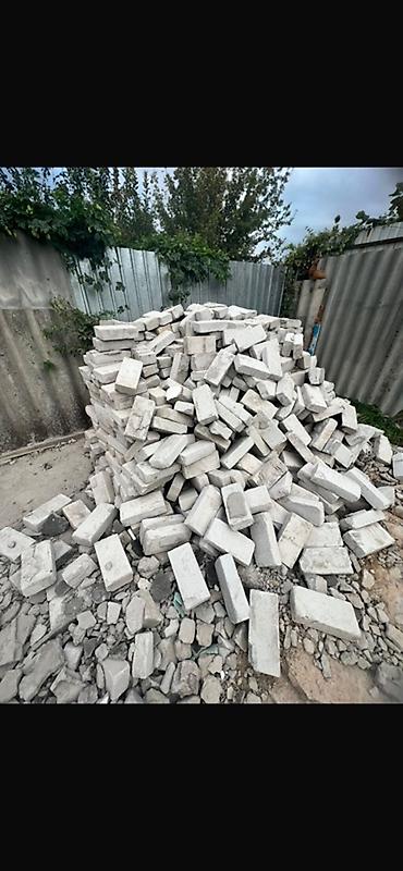 стекла бу: Продаю силикатные кирпичи б/у самовывоз, Кант, много — 1