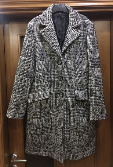 пальто zara: Пальто производство Италии. Размер-48 . В идеальном состоянии