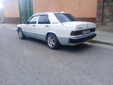 Mercedes-Benz: Mercedes-Benz 190: 1989 г., 2 л, Механика, Бензин