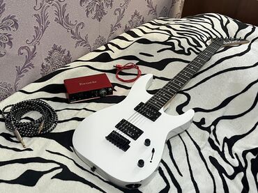 Akkordeonlar: Jackson js11 (hh white) elektro gitara orginal elixir simlerle techiz
