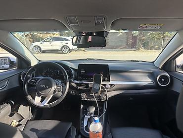 kia ev3: Kia K3: 2021 г., 1.6 л, Вариатор, Бензин, Седан — 5