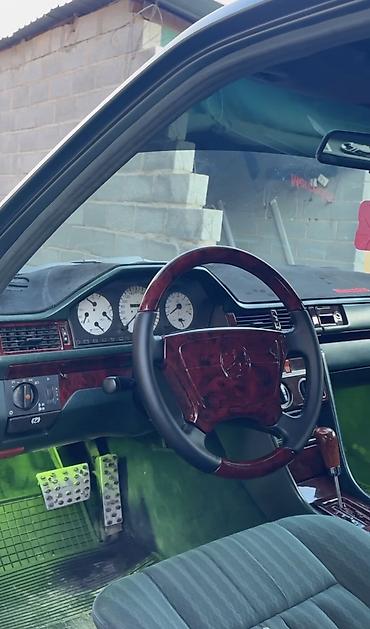 Mercedes-Benz: Mercedes-Benz W124: 1992 г., 2 л, Автомат, Бензин, Седан — 3