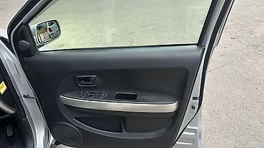 ist 2003: Toyota Ist: 2003 г., 1.5 л, Автомат, Бензин, Хэтчбэк — 8