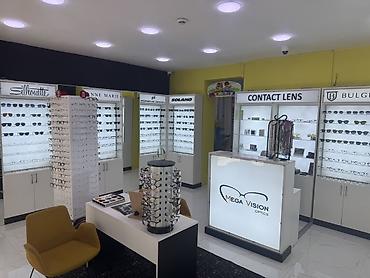 optik eynek modelleri: Optika mağazası – geniş eynək və linza seçimi • Brendlər: Ray-Ban — 3