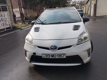 maşin satşi: Toyota Prius: 1.8 l | 2012 il Hetçbek