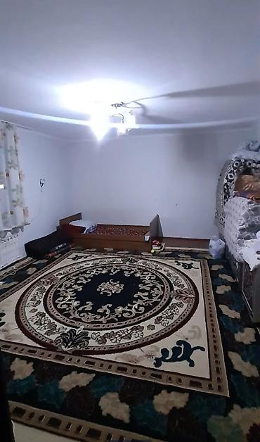 Продажа коттеджей и домов: 🏡 ПРОДАЁТСЯ ДОМ В АК-ОРГО 📍 Район: Ак-Орго ж/м 🏠 Дом: 4 комнаты 📐 — 6