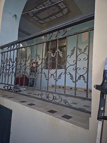 banka balon qebulu: Balkon məhəccəri, Dəmir, Ünvandan götürmə — 1