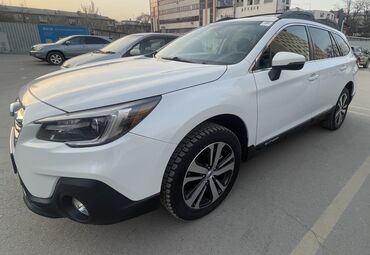 машина салон: Subaru Outback: 2018 г., 2.5 л, Вариатор, Бензин, Универсал