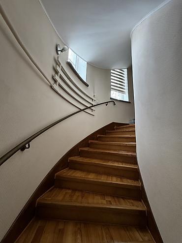 Продажа коттеджей и домов: Срочно -срочно Продаётся большой 3-х уровневый особняк с просторным — 5