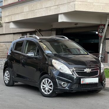 хетчбек: Chevrolet Spark: 2012 г., 1 л, Автомат, Бензин, Хэтчбэк