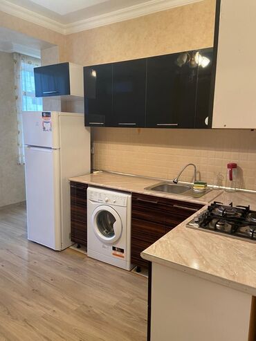 мойка шкаф для кухни: Qaz moyka aspiratör verilir Mətbəx mebeli dəsti - Üslub: müasir