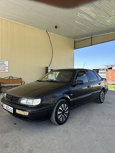 Унаа: Volkswagen Passat: 1994 г., 1.8 л, Кол менен иштөөчү, Бензин, Седан — 9
