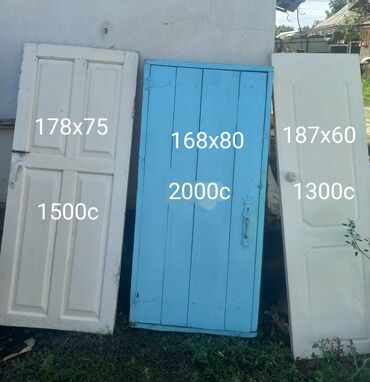 печка дома: Предлагается деревянная дверь с размерами 178x75 см. Дверь выполнена