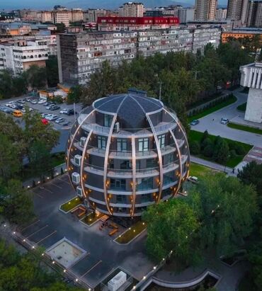 аренда помещения аламедин: Сдаю Офис, 212 м², В бизнес центре, С системой безопасности, С отдельным входом, С отдельной кухней