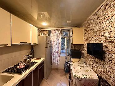kohnə tikili evlər: Bakı, 3 otaqlı, Köhnə tikili, m. Nizami, 75 kv. m — 9
