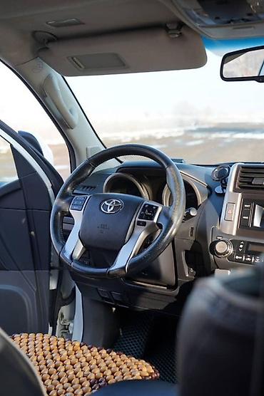 Toyota: Toyota Land Cruiser Prado: 2011 г., 3 л, Автомат, Дизель, Внедорожник — 10