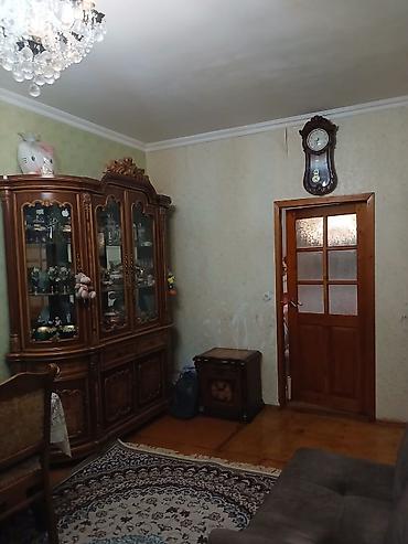 studio menziller: Bakı, 3-cü mikrorayon, 2 otaqlı, Köhnə tikili, m. Memar Əcəmi, 45 kv. m — 2