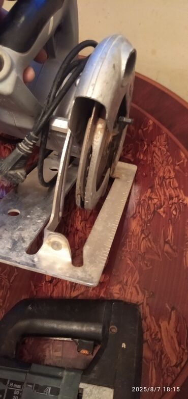 giper makina suvağı: İşlənmiş Elektrik lobzik Ünvandan götürmə, Kredit yoxdur