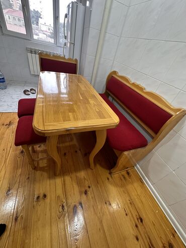 kuxna ucun masa: İşlənmiş, Dördbucaq masa, Azərbaycan