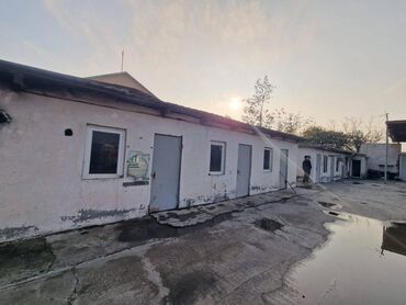 Anbar və emalatxanalar: Xətai rayonu, Babək prospektində, "Şərq Motors"un yaxınlığındа torpq — 4