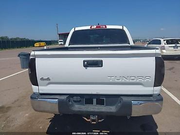 тойота тундра пикап: Toyota Тундра: 2020 г., 5.7 л, Автомат, Бензин, Пикап — 9