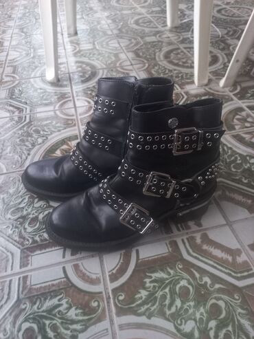 rang cizme za sneg: Ankle boots, Guess, 39