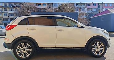 kia 2011: Kia Sportage: 2 l | 2011 il Ofrouder/SUV — 6