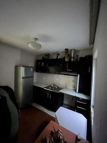 Həyət evləri və villaların satışı: 3 otaqlı, 100 kv. m, Orta təmir — 9